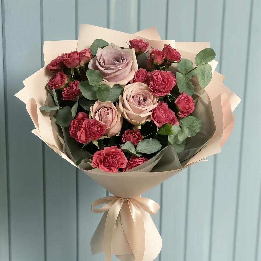 Букет цветов из: Гвоздики и Розы в Ростовке