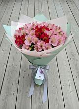 Букет цветов из:  Альстромерии в Ростовке