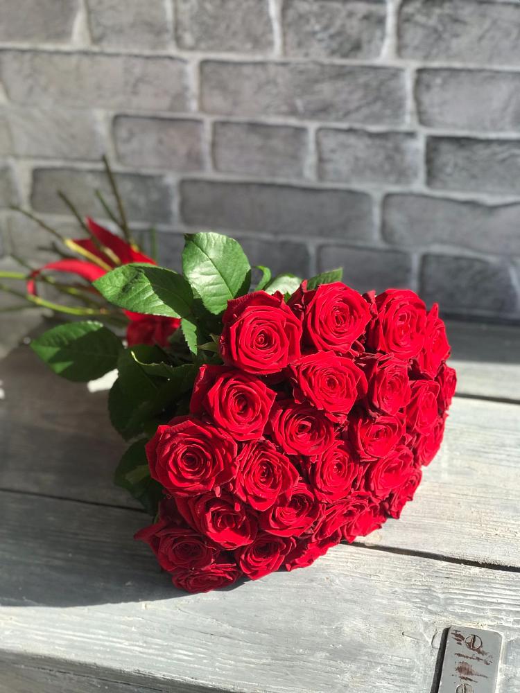 Букет Красные розы Фридом в Ростовке