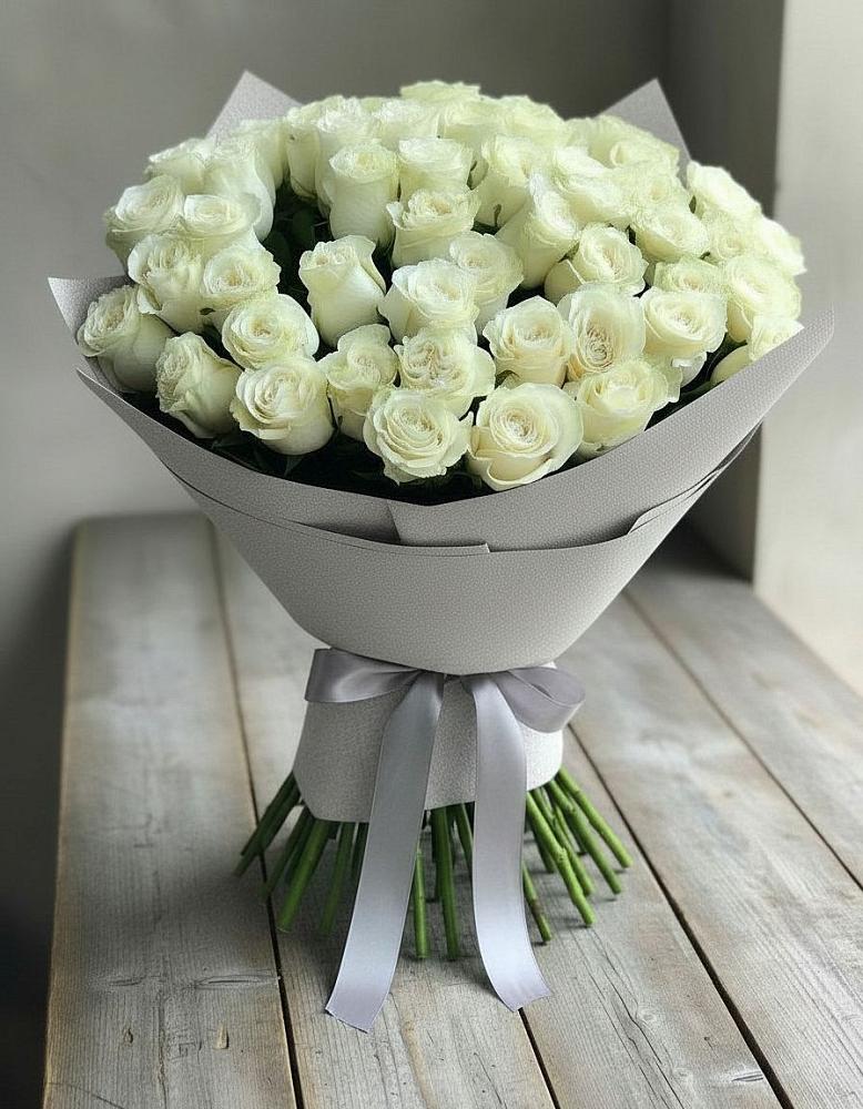 Букет 35 Белых роз в Ростовке