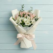 Букет цветов из:  Альстромерии в Ростовке
