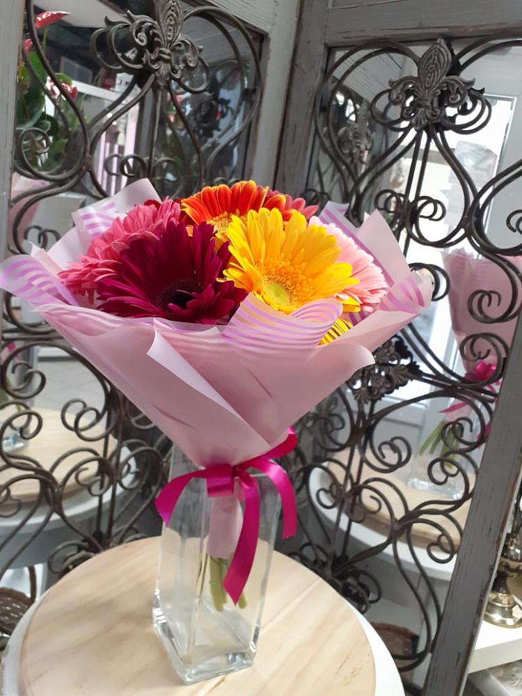 Букет цветов из: Герберы в Ростовке