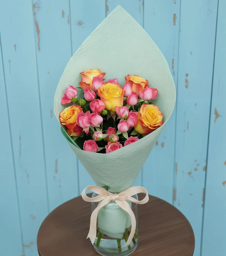 Букет цветов из: Розы в Ростовке