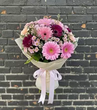 Букет цветов из:  Герберы и Хризантемы #REPLACE_PRED# Ростовке