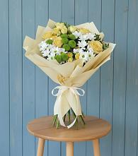 Букет цветов из:  Хризантемы и Розы в Ростовке