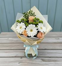 Букет цветов из:  Герберы, Розы и Хризантемы в Ростовке