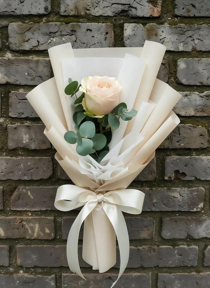 Букет цветов из: Розы в Ростовке