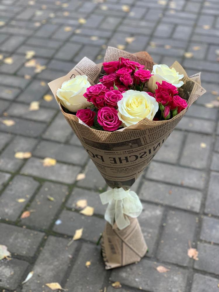 Букет цветов из: Розы в Ростовке