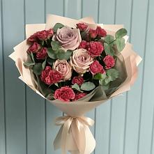 Букет цветов из:  Гвоздики и Розы в Ростовке