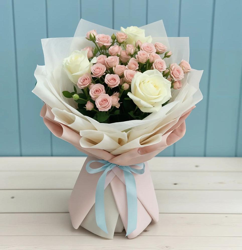 Букет цветов из: Розы в Ростовке