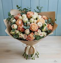 Букет цветов из:  Альстромерии и Розы в Ростовке