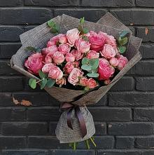 Букет цветов из:  Розы в Ростовке
